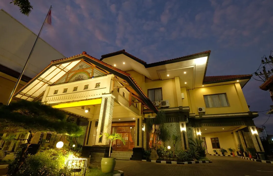 Hotel Diamond-1